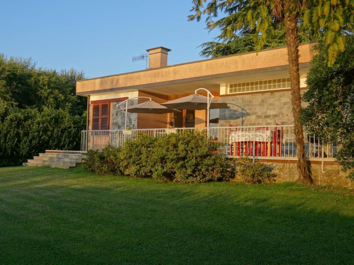 Casa Gaiani Villetta In Riva Al Lago Vista Mozzafiato Varano Borghi Екстер'єр фото