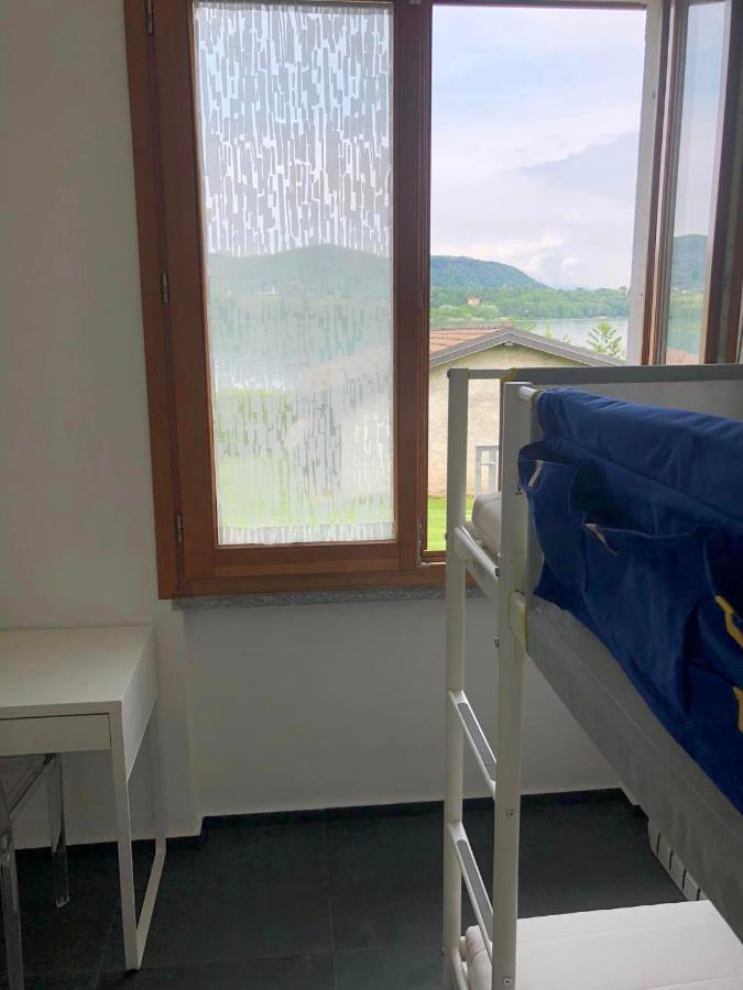 Casa Gaiani Villetta In Riva Al Lago Vista Mozzafiato Varano Borghi Екстер'єр фото