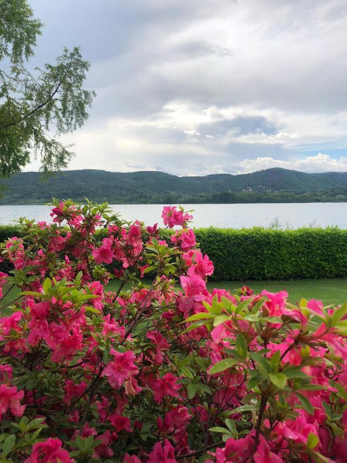 Casa Gaiani Villetta In Riva Al Lago Vista Mozzafiato Varano Borghi Екстер'єр фото